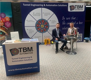 Turkijos klientai, norėdami dalyvauti parodoje, naudoja J&R įrangą